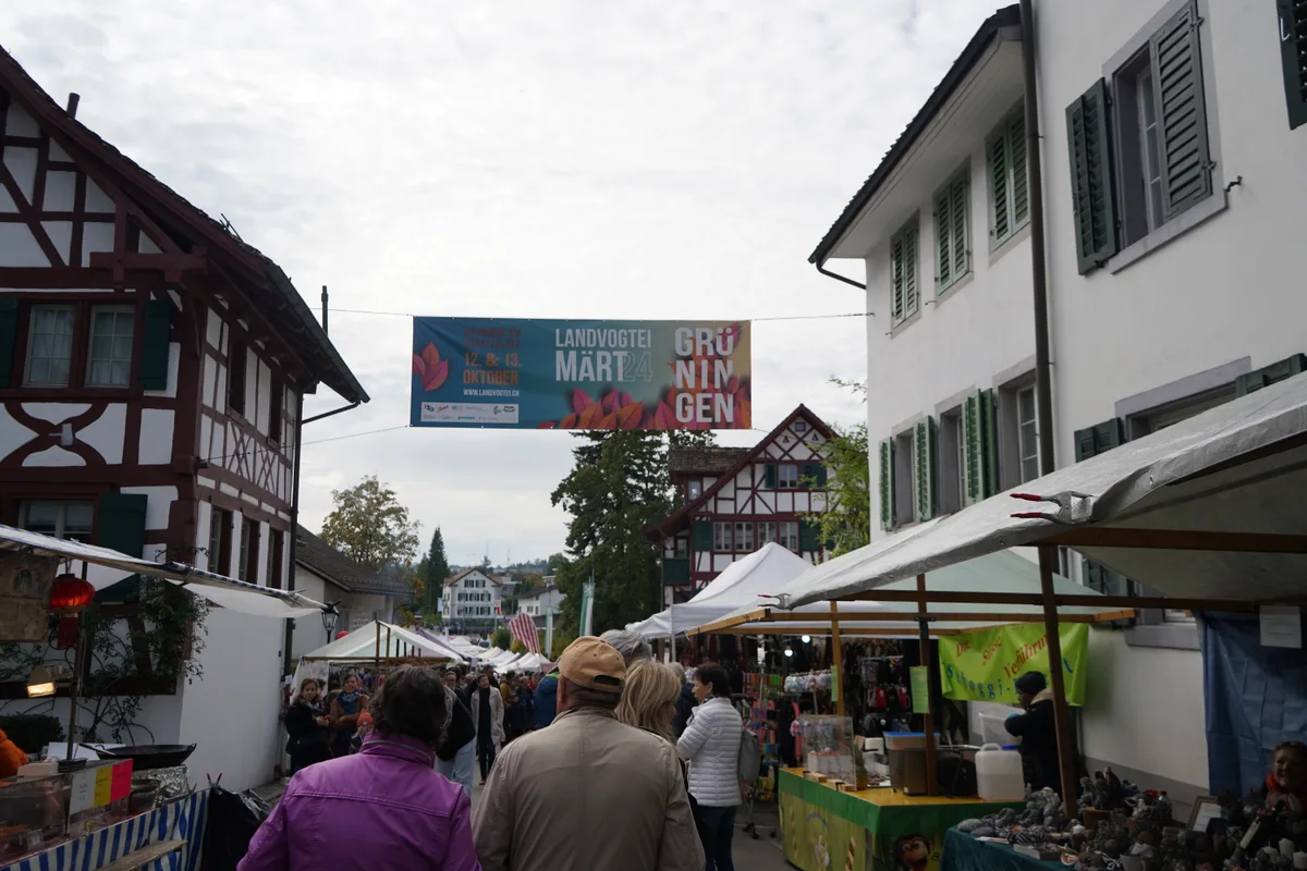 Der Markt in Grüningen